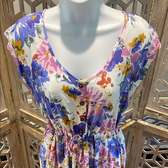 Floral Sleeveless Maxi Dress With Adjustable Tie Waist size M - Picture 4 of 9